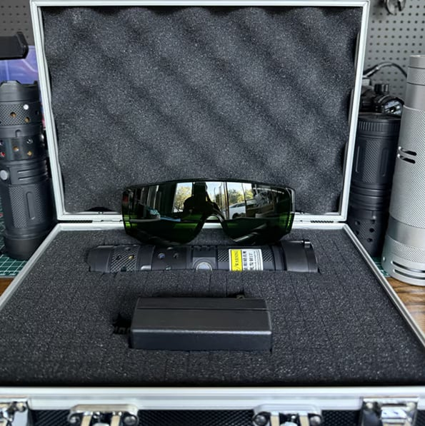 🔥 2026 Brand New 120W 900-1100nm High-Power IR Laser Pointer by